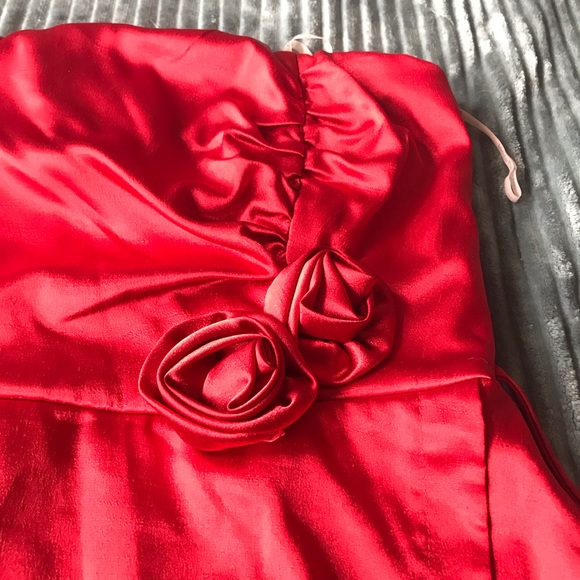 Teeze Me Red Rose Strapless Mini Dress - Picture 2 of 6